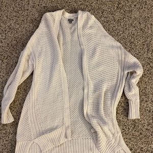 Aerie cream knit sweater - medium